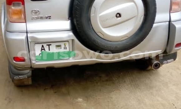 Ra Àlòkù Toyota RAV4 Silver Ọkọ̀ in Cotonou ni Benin Ra Àlòkù Toyota RAV4 Silver Ọkọ̀ in Cotonou ni Benin
