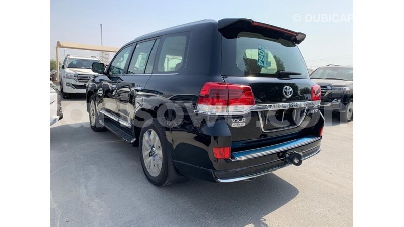Big with watermark toyota land cruiser benin import dubai 6409