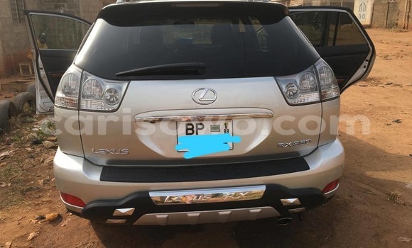Ra Àlòkù Lexus RX 300 Silver Ọkọ̀ in Cotonou ni Benin Ra Àlòkù Lexus RX 300 Silver Ọkọ̀ in Cotonou ni Benin