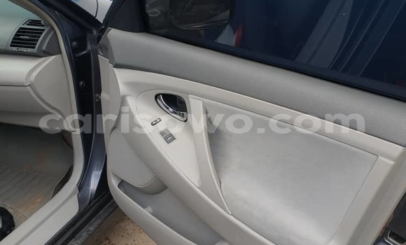 Ra Àlòkù Toyota Camry Black Ọkọ̀ in Cotonou ni Benin Ra Àlòkù Toyota Camry Black Ọkọ̀ in Cotonou ni Benin
