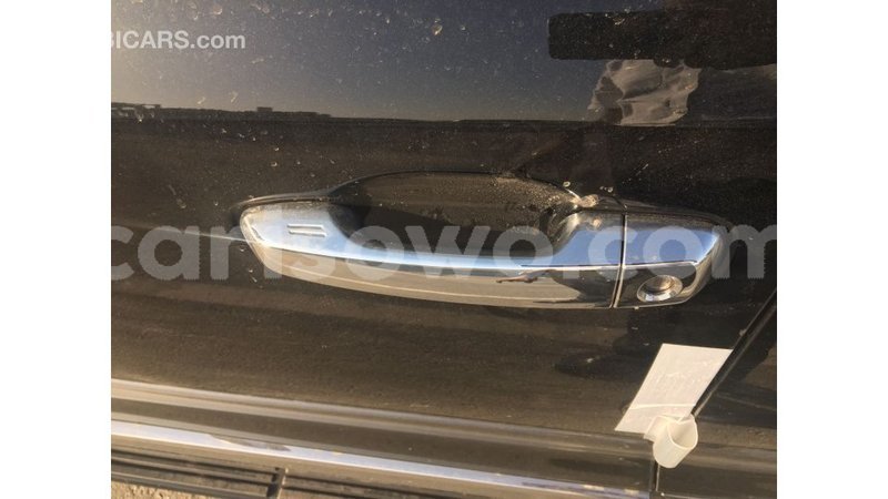 Big with watermark toyota land cruiser benin import dubai 6422