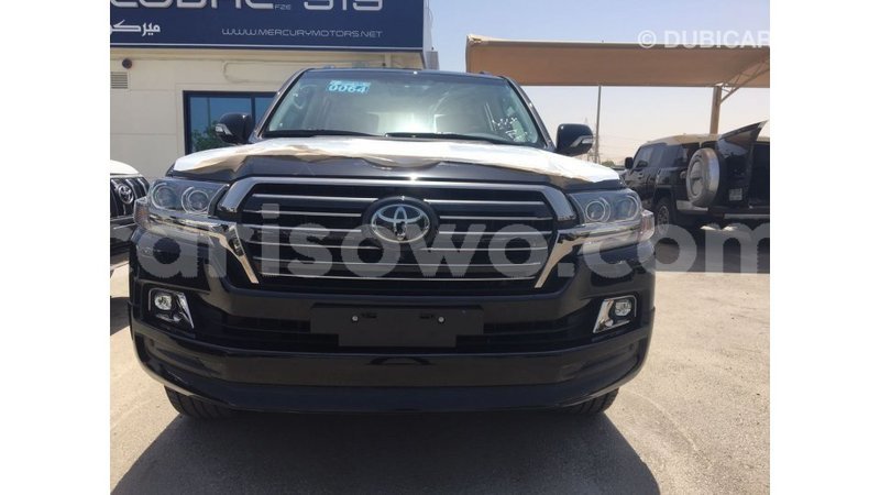 Big with watermark toyota land cruiser benin import dubai 6422