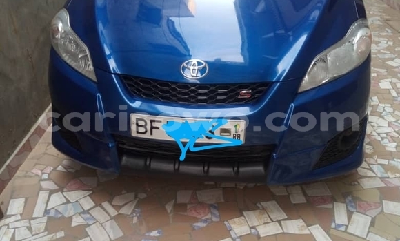 Sayi Na hannu Toyota Matrix Blue Mota in Cotonou a Benin Sayi Na hannu Toyota Matrix Blue Mota in Cotonou a Benin