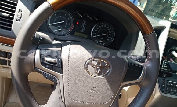 Ra Àlòkù Toyota Land Cruiser Black Ọkọ̀ in Cotonou ni Benin Ra Àlòkù Toyota Land Cruiser Black Ọkọ̀ in Cotonou ni Benin