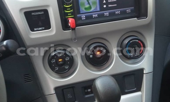 Ra Àlòkù Toyota Matrix Blue Ọkọ̀ in Cotonou ni Benin Ra Àlòkù Toyota Matrix Blue Ọkọ̀ in Cotonou ni Benin