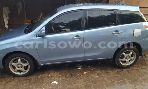 Ra Àlòkù Toyota Matrix Blue Ọkọ̀ in Cotonou ni Benin Ra Àlòkù Toyota Matrix Blue Ọkọ̀ in Cotonou ni Benin