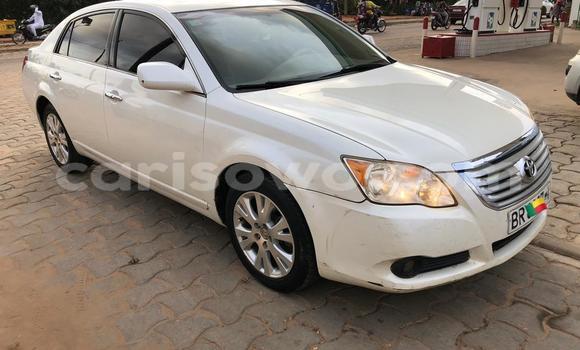 Buy Used Toyota Avalon White Car in Cotonou in Benign Buy Used Toyota Avalon White Car in Cotonou in Benign