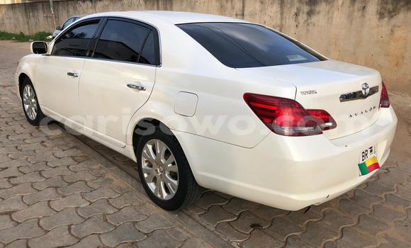 Buy Used Toyota Avalon White Car in Cotonou in Benign Buy Used Toyota Avalon White Car in Cotonou in Benign