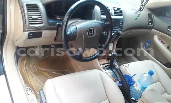 Ra Àlòkù Honda Accord Black Ọkọ̀ in Cotonou ni Benin Ra Àlòkù Honda Accord Black Ọkọ̀ in Cotonou ni Benin