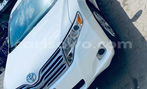 Ra Àlòkù Toyota Venza funfun Ọkọ̀ in Cotonou ni Benin Ra Àlòkù Toyota Venza funfun Ọkọ̀ in Cotonou ni Benin