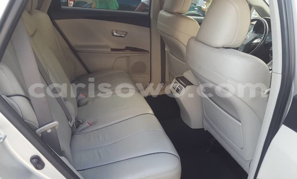 Ra Àlòkù Toyota Venza Silver Ọkọ̀ in Cotonou ni Benin Ra Àlòkù Toyota Venza Silver Ọkọ̀ in Cotonou ni Benin