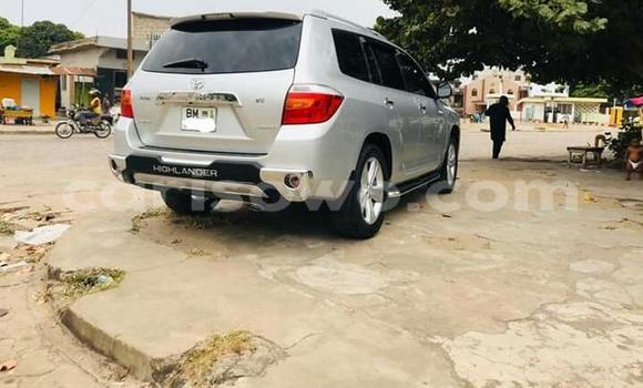 Acheter Occasion Voiture Toyota Highlander Gris à Cotonou, Benin Acheter Occasion Voiture Toyota Highlander Gris à Cotonou, Benin