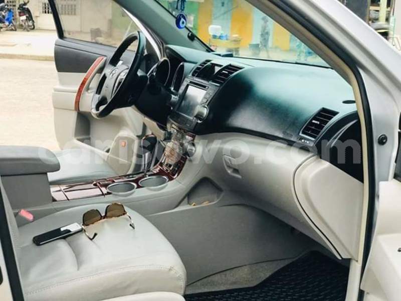 Big with watermark toyota highlander benin cotonou 6462