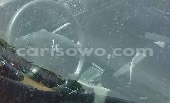 Acheter Occasion Voiture Peugeot 406 Gris à Cotonou, Benin Acheter Occasion Voiture Peugeot 406 Gris à Cotonou, Benin