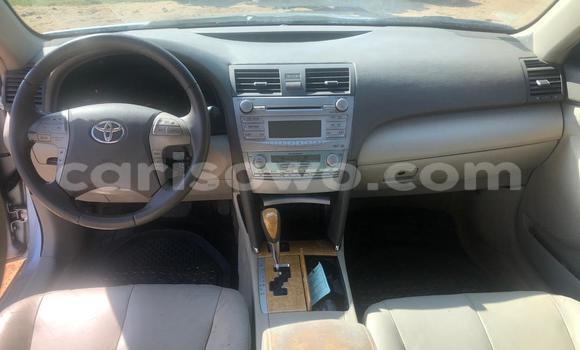 Ra Àlòkù Toyota Camry Silver Ọkọ̀ in Cotonou ni Benin Ra Àlòkù Toyota Camry Silver Ọkọ̀ in Cotonou ni Benin