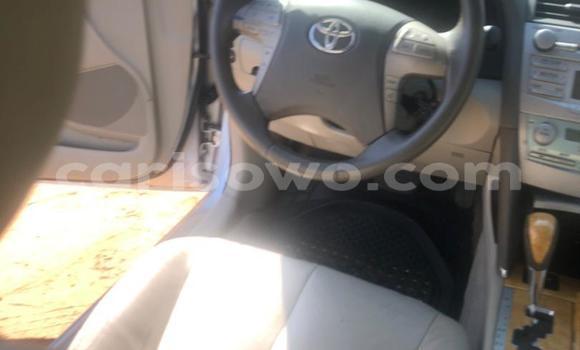 Ra Àlòkù Toyota Camry Silver Ọkọ̀ in Cotonou ni Benin Ra Àlòkù Toyota Camry Silver Ọkọ̀ in Cotonou ni Benin