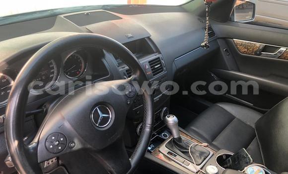 Ra Àlòkù Mercedes-Benz 300–Series Silver Ọkọ̀ in Cotonou ni Benin Ra Àlòkù Mercedes-Benz 300–Series Silver Ọkọ̀ in Cotonou ni Benin