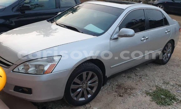 Ra Àlòkù Honda Accord Silver Ọkọ̀ in Cotonou ni Benin Ra Àlòkù Honda Accord Silver Ọkọ̀ in Cotonou ni Benin
