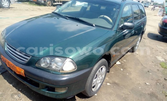 Acheter Occasion Voiture Toyota Avensis Vert à Cotonou, Benin Acheter Occasion Voiture Toyota Avensis Vert à Cotonou, Benin