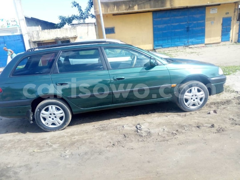 Big with watermark toyota avensis benin cotonou 6499