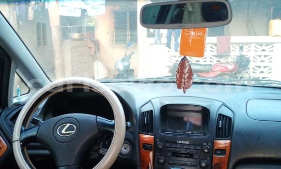 Ra Àlòkù Lexus RX 300 Silver Ọkọ̀ in Cotonou ni Benin Ra Àlòkù Lexus RX 300 Silver Ọkọ̀ in Cotonou ni Benin