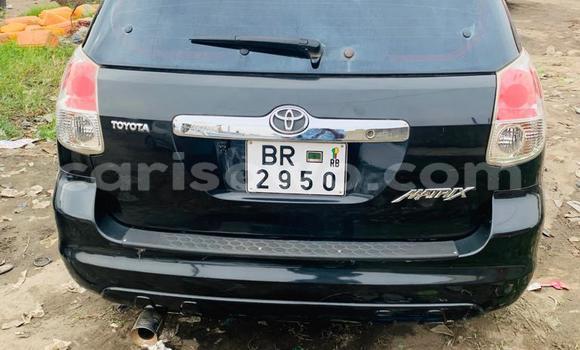 Ra Àlòkù Toyota Matrix Black Ọkọ̀ in Cotonou ni Benin Ra Àlòkù Toyota Matrix Black Ọkọ̀ in Cotonou ni Benin