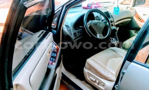 Ra Àlòkù Lexus RX 300 Silver Ọkọ̀ in Cotonou ni Benin Ra Àlòkù Lexus RX 300 Silver Ọkọ̀ in Cotonou ni Benin