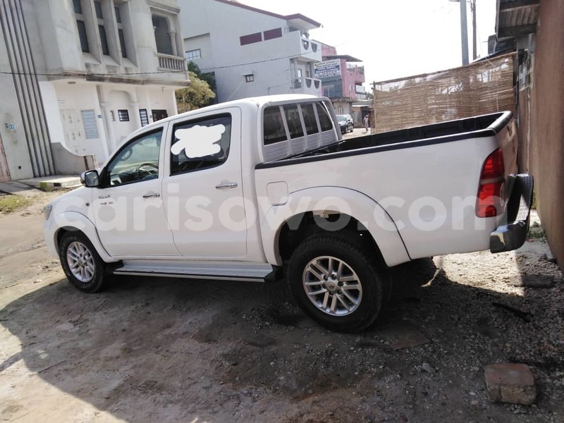 Big with watermark toyota hilux benin cotonou 6523