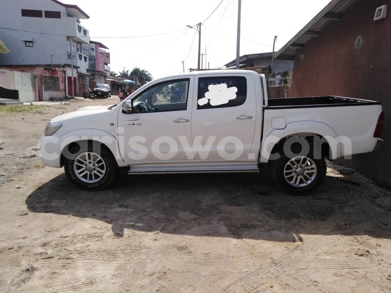 Big with watermark toyota hilux benin cotonou 6523