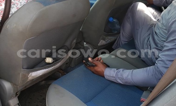 Acheter Occasion Voiture Toyota RAV4 Noir à Cotonou, Benin Acheter Occasion Voiture Toyota RAV4 Noir à Cotonou, Benin