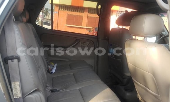 Ra Àlòkù Toyota Tundra Silver Ọkọ̀ in Cotonou ni Benin Ra Àlòkù Toyota Tundra Silver Ọkọ̀ in Cotonou ni Benin