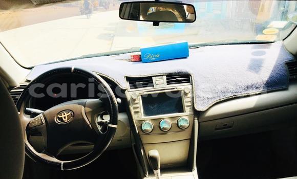 Ra Àlòkù Toyota Camry Silver Ọkọ̀ in Cotonou ni Benin Ra Àlòkù Toyota Camry Silver Ọkọ̀ in Cotonou ni Benin