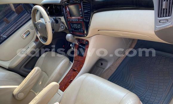 Buy Used Toyota Highlander White Car in Cotonou in Benign Buy Used Toyota Highlander White Car in Cotonou in Benign