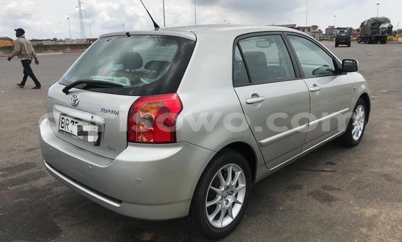 Ra Àlòkù Toyota Corolla Silver Ọkọ̀ in Cotonou ni Benin Ra Àlòkù Toyota Corolla Silver Ọkọ̀ in Cotonou ni Benin