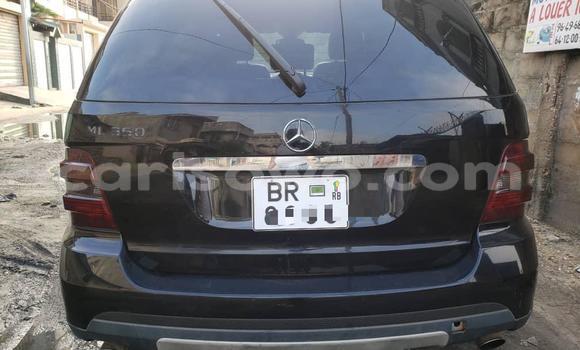 Buy Used Mercedes-Benz ML–Class Black Car in Cotonou in Benign Buy Used Mercedes-Benz ML–Class Black Car in Cotonou in Benign
