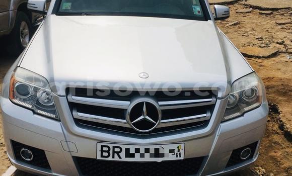 Ra Àlòkù Mercedes-Benz GLK–Class Silver Ọkọ̀ in Cotonou ni Benin Ra Àlòkù Mercedes-Benz GLK–Class Silver Ọkọ̀ in Cotonou ni Benin