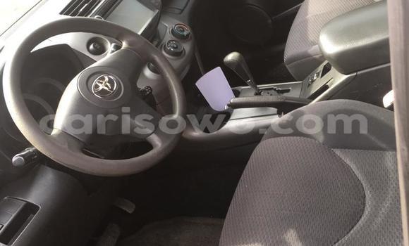 Acheter Occasion Voiture Toyota RAV4 Gris à Cotonou, Benin Acheter Occasion Voiture Toyota RAV4 Gris à Cotonou, Benin