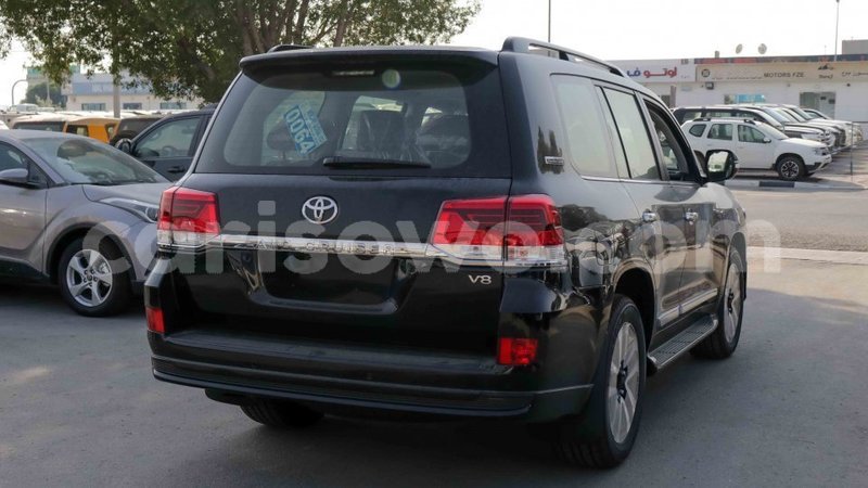 Big with watermark toyota land cruiser benin import dubai 6553