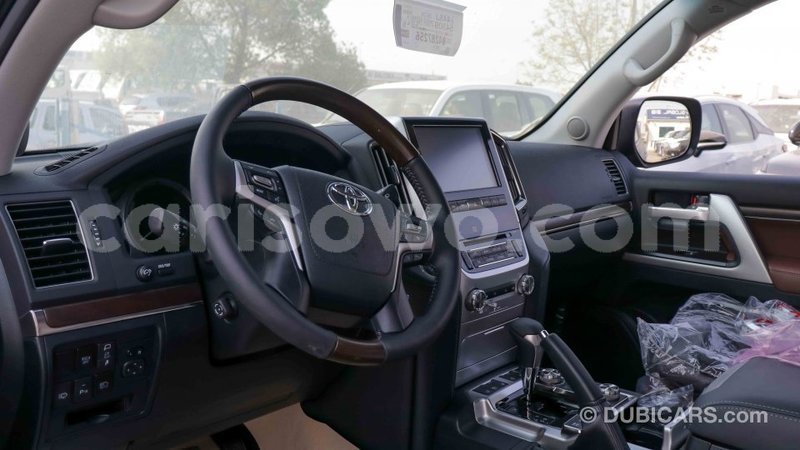 Big with watermark toyota land cruiser benin import dubai 6553