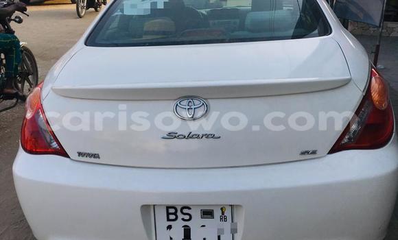 Ra Àlòkù Toyota Solara funfun Ọkọ̀ in Cotonou ni Benin Ra Àlòkù Toyota Solara funfun Ọkọ̀ in Cotonou ni Benin