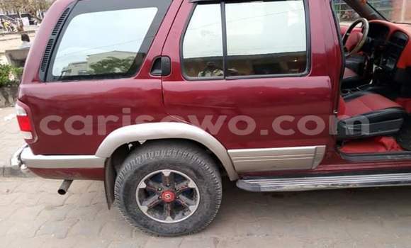 Acheter Occasion Voiture Nissan Pathfinder Rouge à Cotonou, Benin Acheter Occasion Voiture Nissan Pathfinder Rouge à Cotonou, Benin