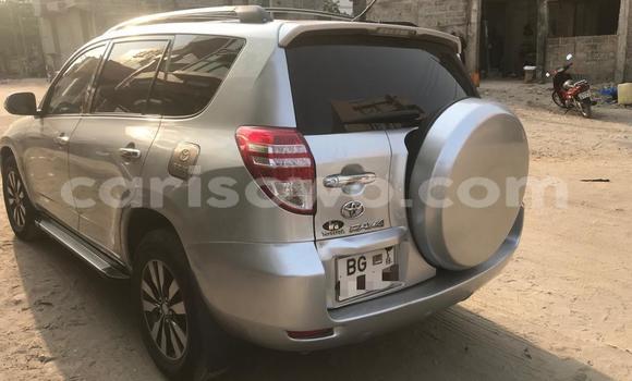 Ra Àlòkù Toyota RAV4 Silver Ọkọ̀ in Cotonou ni Benin Ra Àlòkù Toyota RAV4 Silver Ọkọ̀ in Cotonou ni Benin