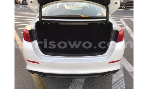 Acheter Import Voiture Kia Optima Blanc à Import - Dubai, Benin Acheter Import Voiture Kia Optima Blanc à Import - Dubai, Benin