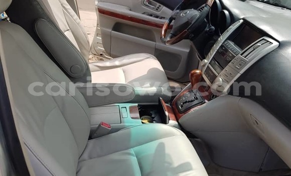 Ra Àlòkù Lexus RX 330 Silver Ọkọ̀ in Cotonou ni Benin Ra Àlòkù Lexus RX 330 Silver Ọkọ̀ in Cotonou ni Benin