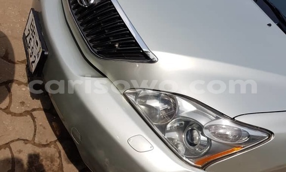 Ra Àlòkù Lexus RX 330 Silver Ọkọ̀ in Cotonou ni Benin Ra Àlòkù Lexus RX 330 Silver Ọkọ̀ in Cotonou ni Benin