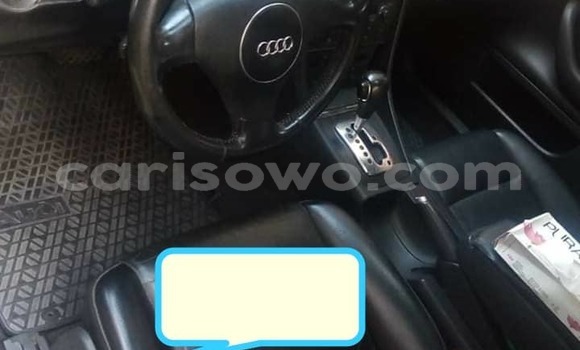 Acheter Occasion Voiture Audi A4 Noir à Cotonou, Benin Acheter Occasion Voiture Audi A4 Noir à Cotonou, Benin