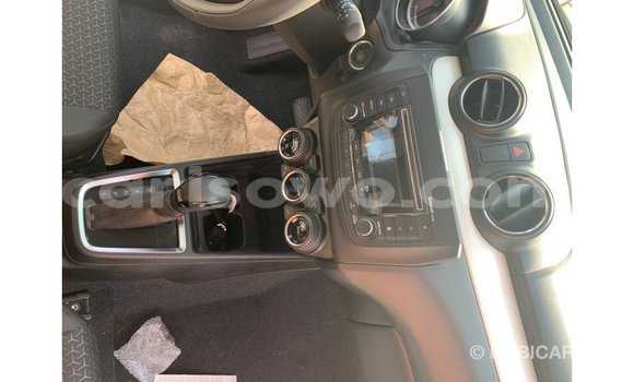 Acheter Import Voiture Suzuki Swift Rouge à Import - Dubai, Benin Acheter Import Voiture Suzuki Swift Rouge à Import - Dubai, Benin