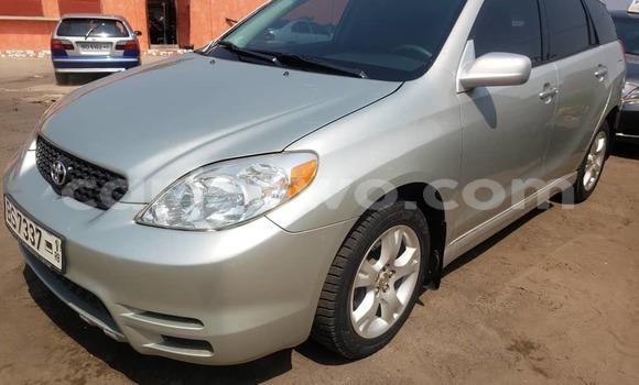 Sayi Na hannu Toyota Matrix Azurfa Mota in Cotonou a Benin Sayi Na hannu Toyota Matrix Azurfa Mota in Cotonou a Benin