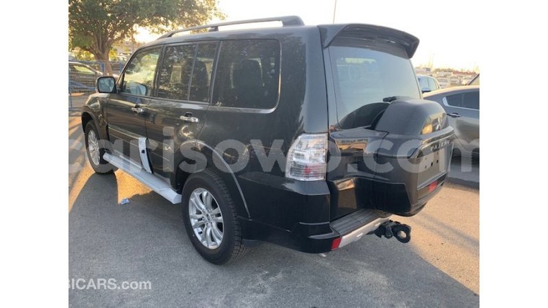 Big with watermark mitsubishi pajero benin import dubai 6597