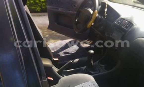 Acheter Occasion Voiture Mazda 323 Noir à Abomey Calavi au Benin Acheter Occasion Voiture Mazda 323 Noir à Abomey Calavi au Benin